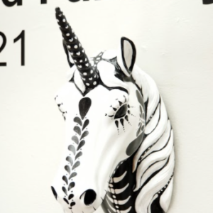 La Cabeza de Unicornio by Linda Janssen